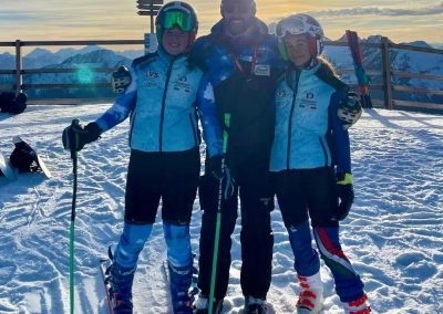 L'allenatore Martorelli con Martina Labonia e Lucrezia Sticca in Val Senales