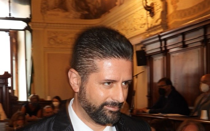 Inaugurazione albero e Presepe Quattrostrade, Angelucci: “Rendiamo protagonisti i giovani “