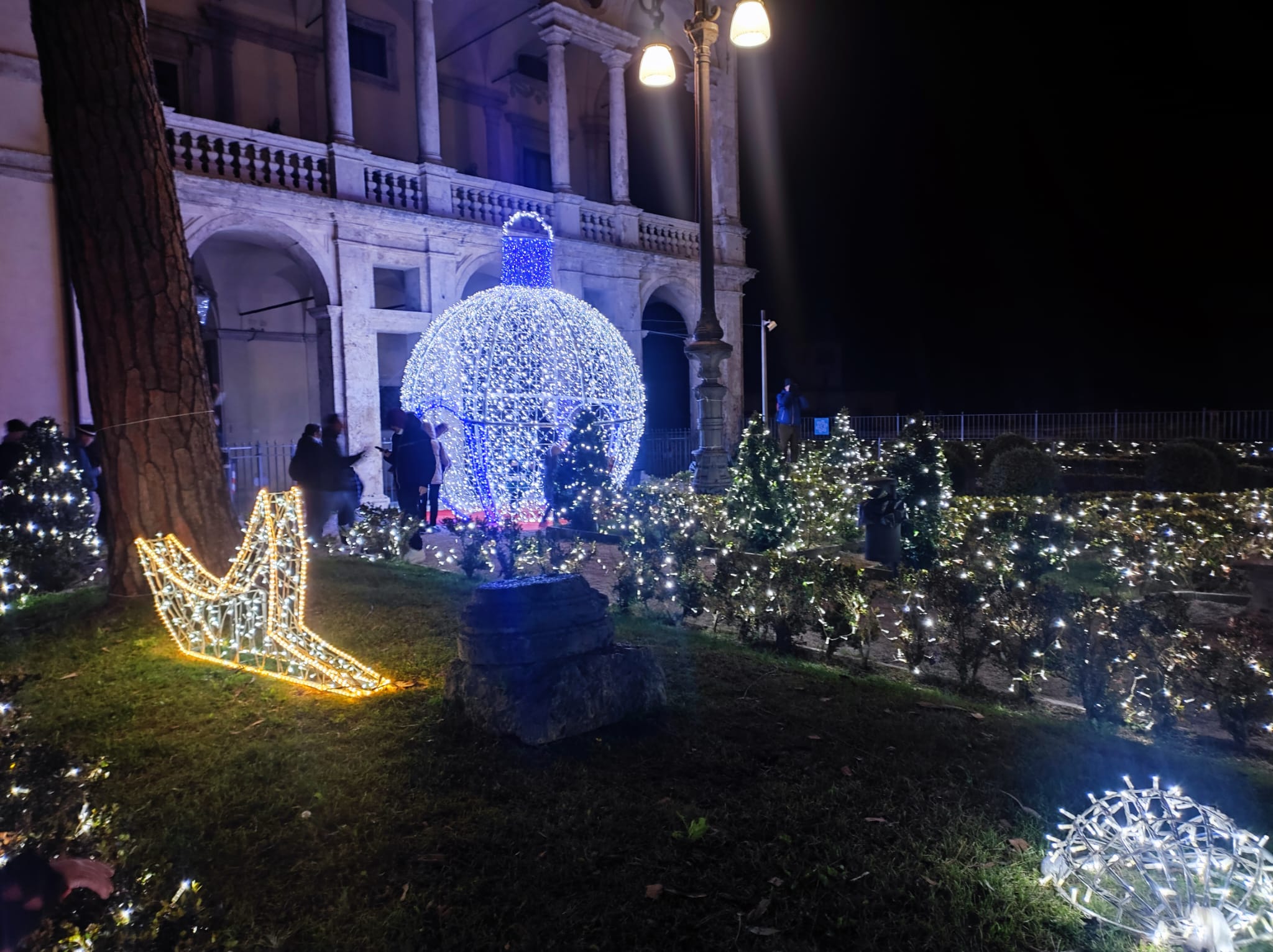 Iniziative Natalizie gratuite a Rieti con Degustazioni, Spettacoli e Magia fino al 6 Gennaio