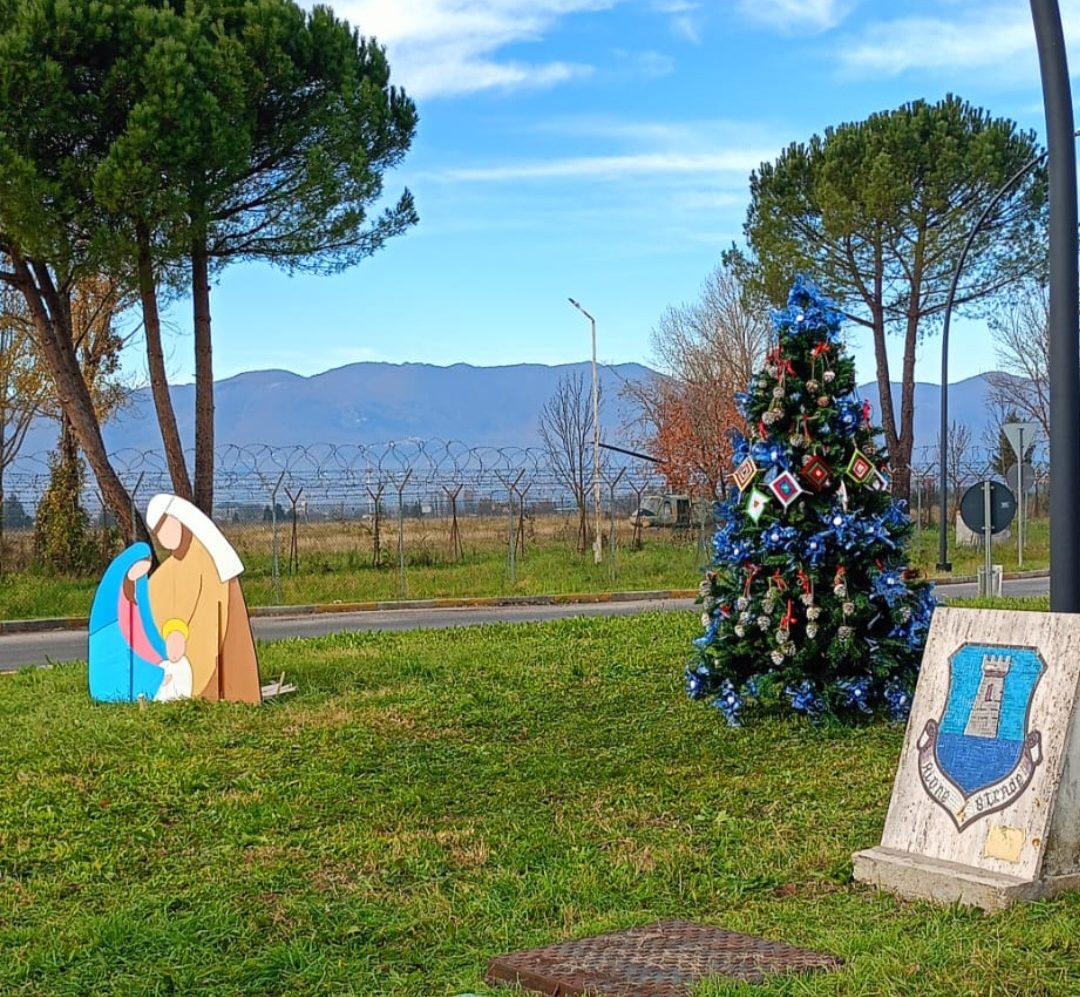 Inaugurato l’albero e il presepe a Quattrostrade