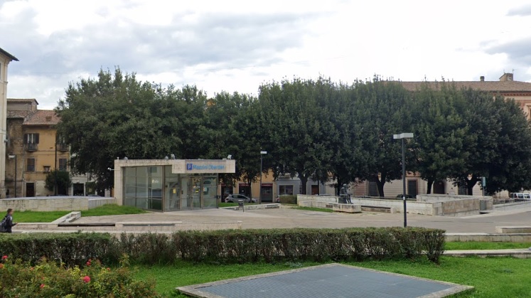 Consegnata la raccolta firme contro il degrado