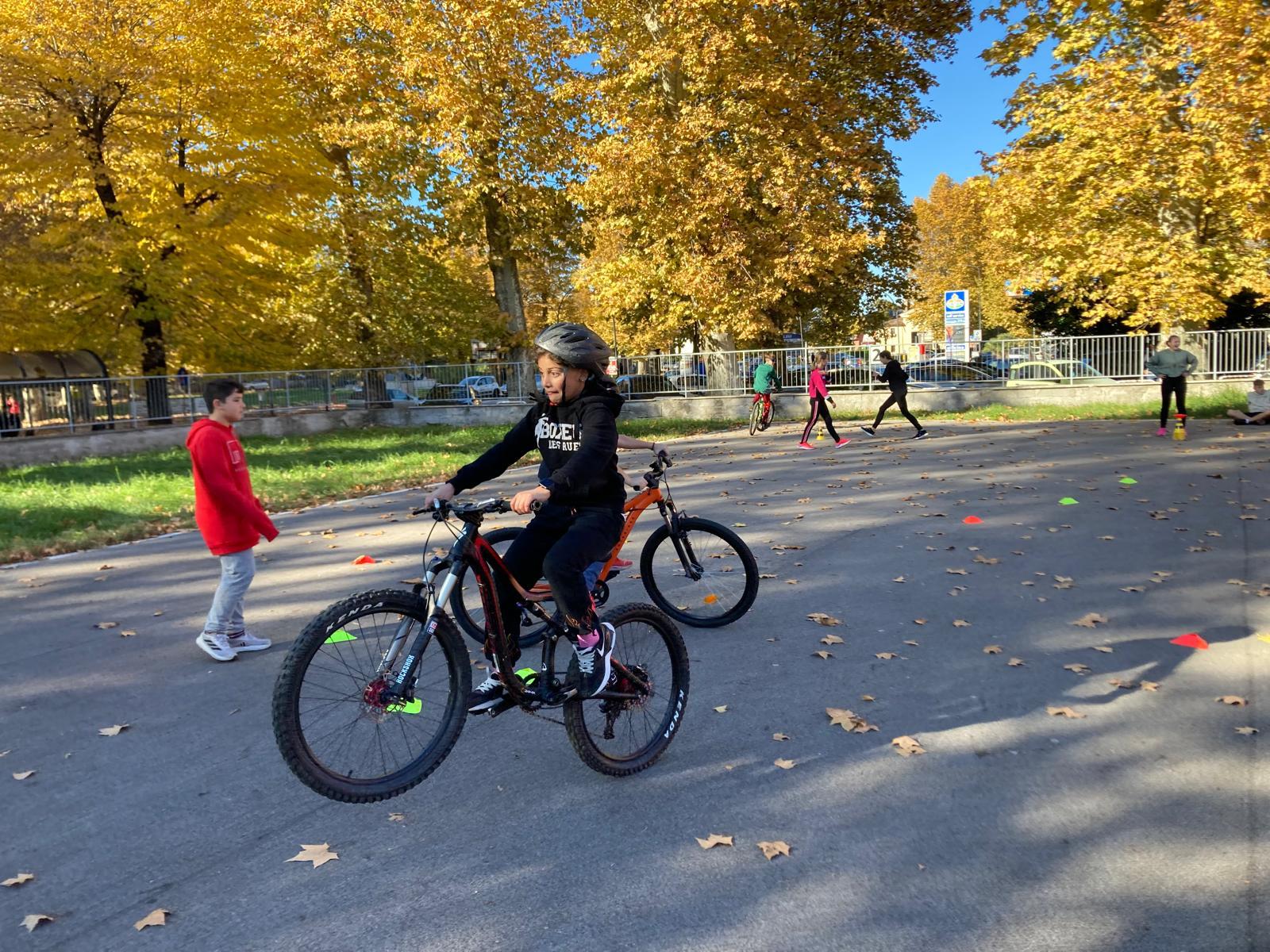 Alla scuola “Ricci” si va anche a lezione di mountain bike