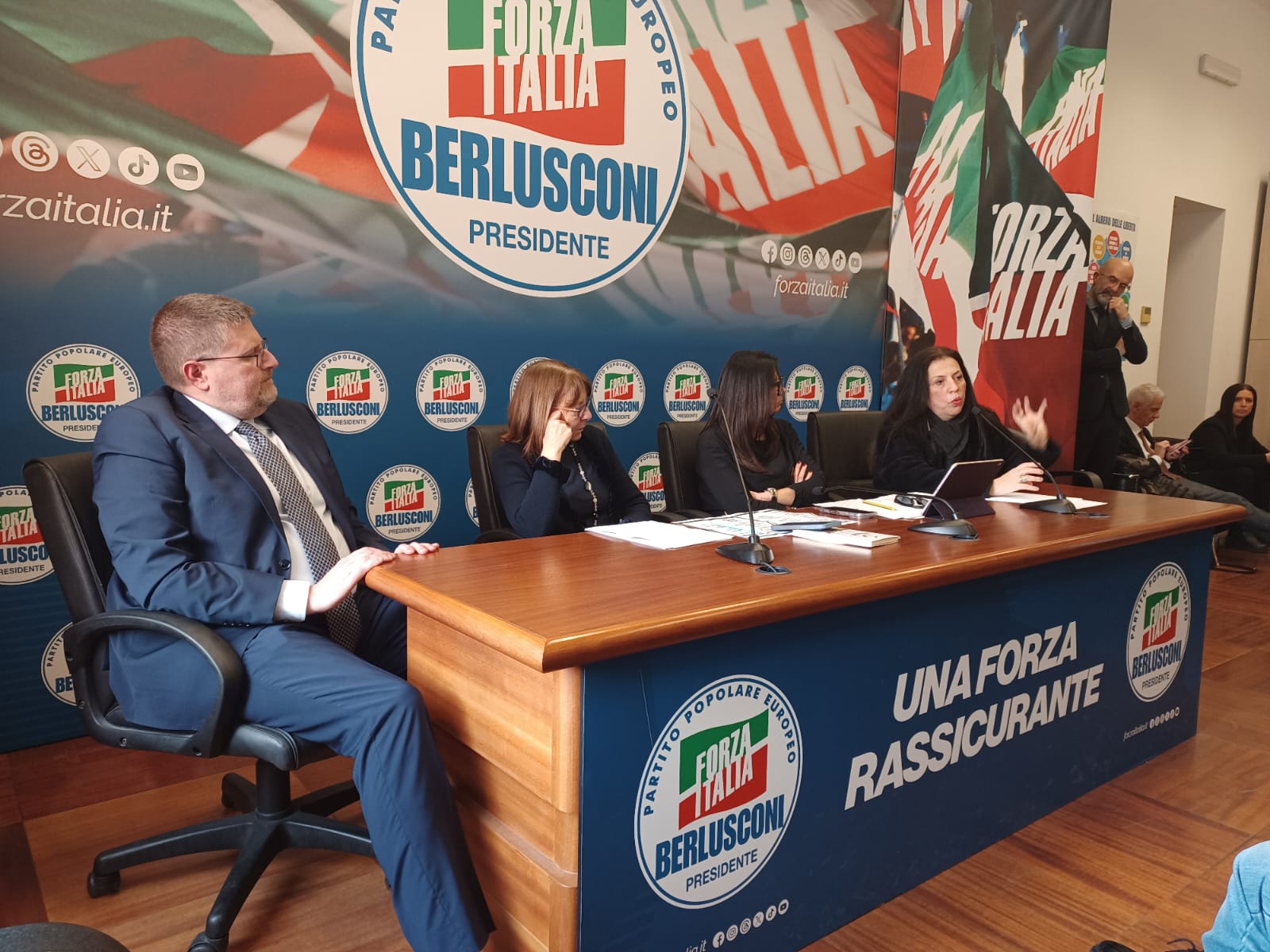 Primo incontro nazionale di Forza Italia sul sociale: dialogo e confronto tra amministratori