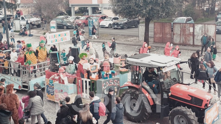Carnevale a Rieti 2025032 Carro mascherato Greccio