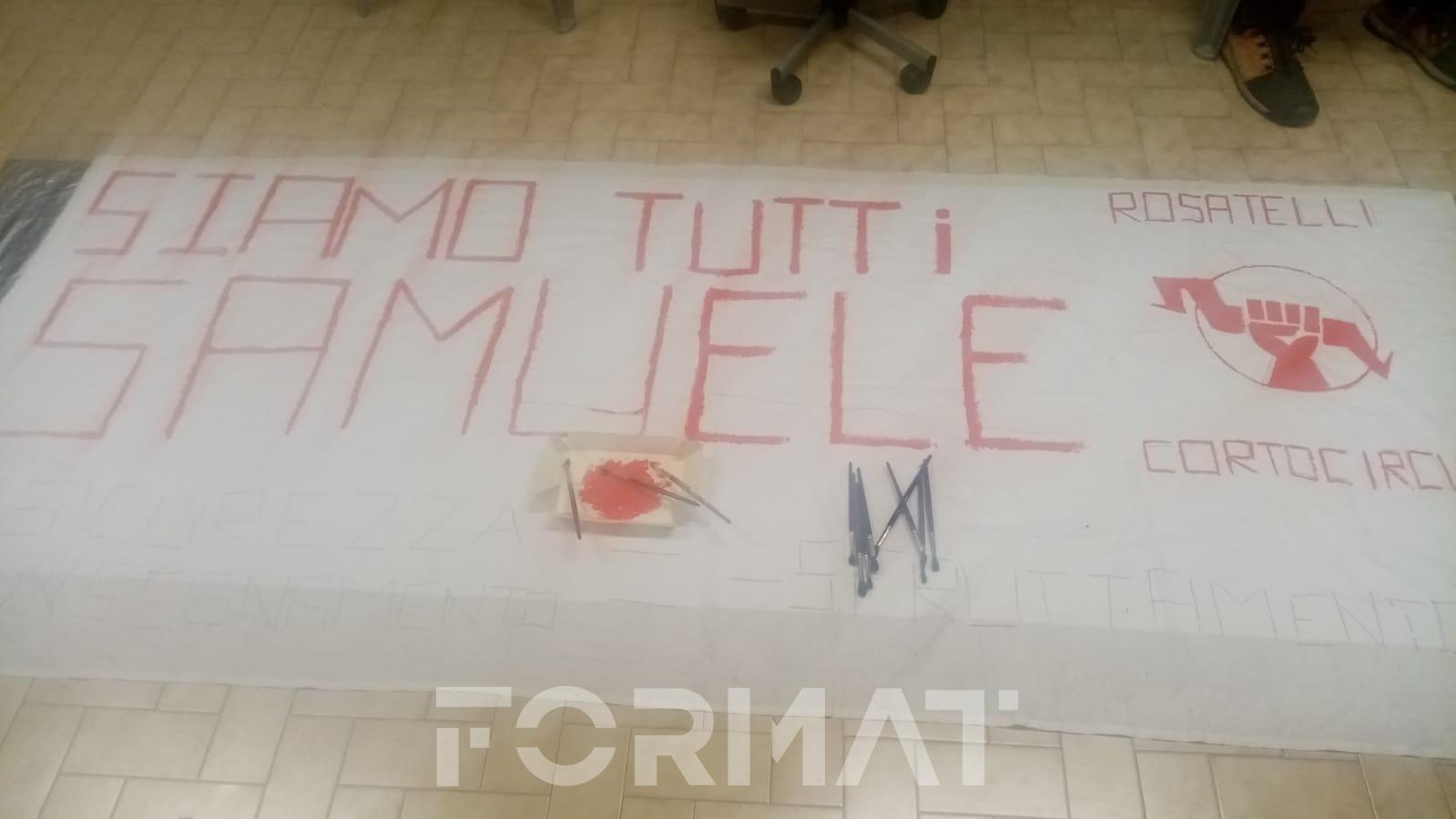 Terribile incidente durante l’alternanza scuola-lavoro: ph G. Wind Striscione per Samuele ph G. Wind01