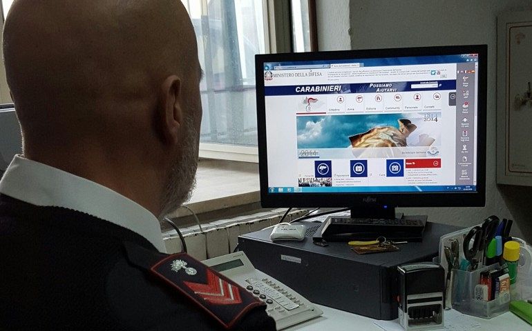 Finto assicuratore truffa una donna reatina: denunciato 32enne
