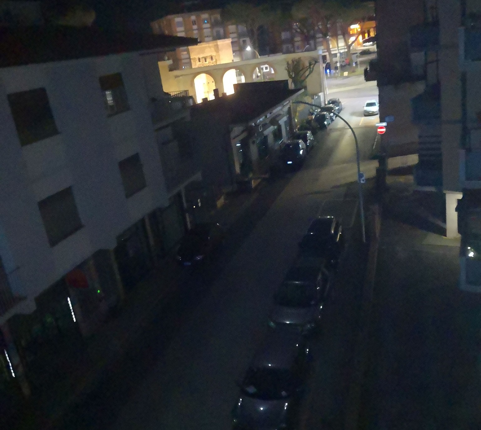 La segnalazione: via Fara Sabina al buio