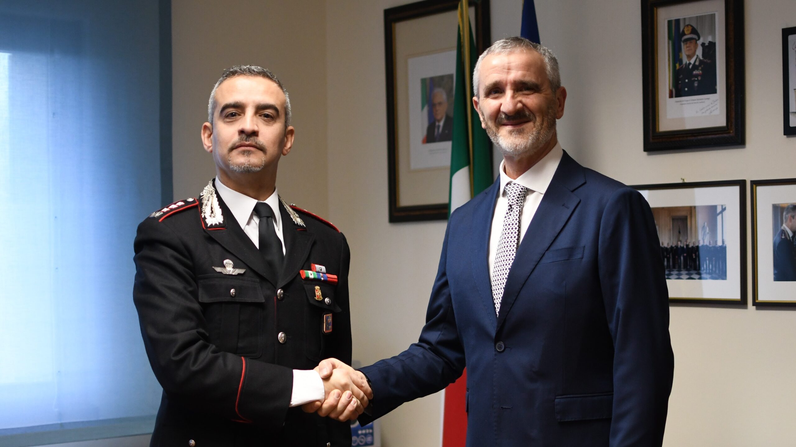 L’arma dei carabinieri saluta l’Appuntato Scelto qualifica speciale Carlone Pietro che lascia il servizio attivo