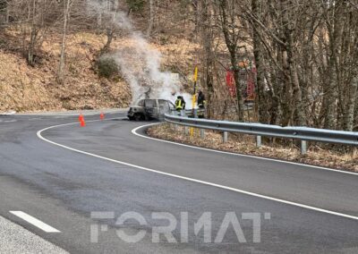 Auto in fiamme 2 ph R. Fagiani06