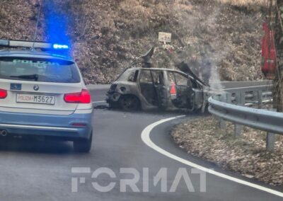 Auto in fiamme 2 ph R. Fagiani07