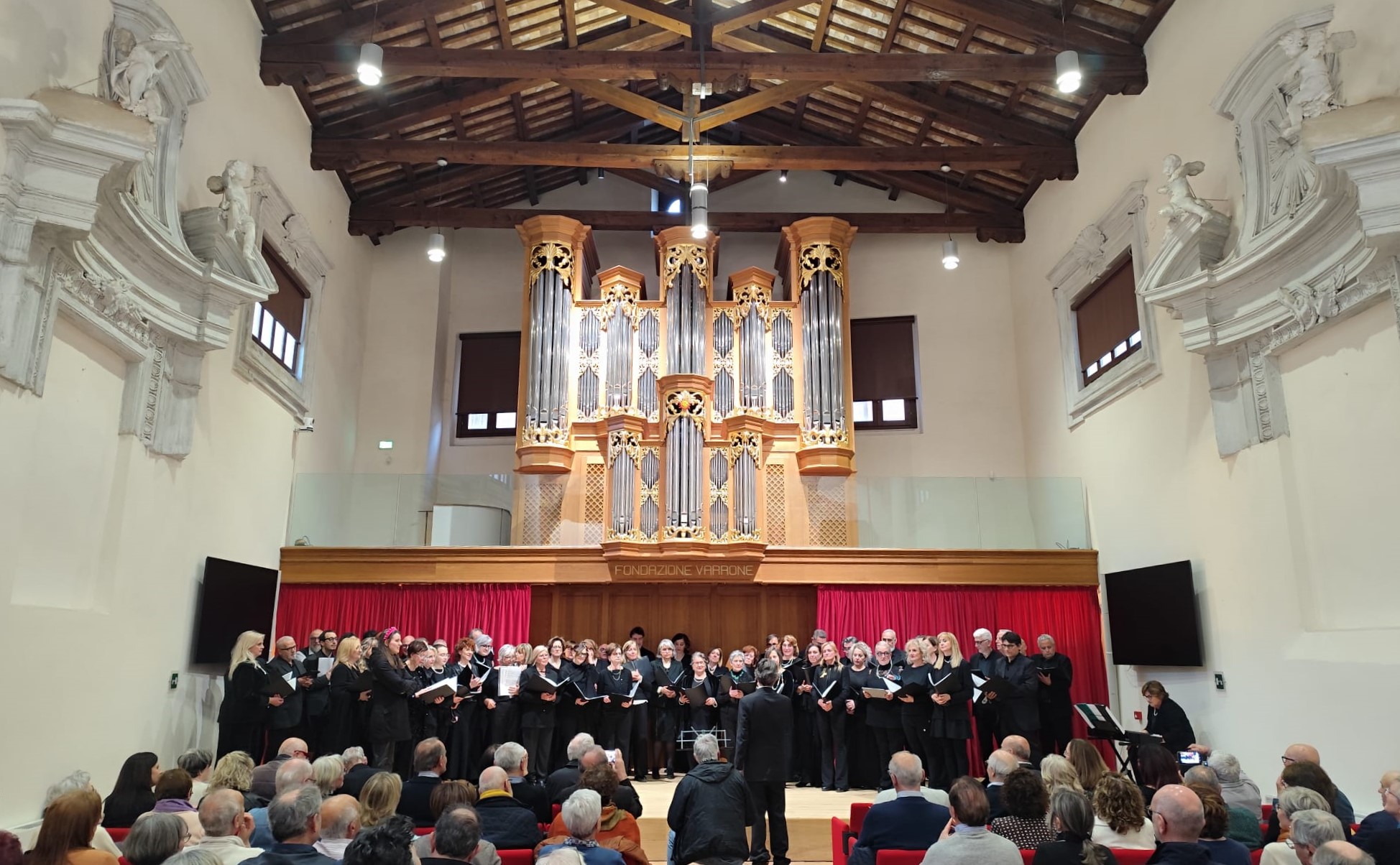 Successo straordinario per i Cori di Rieti in concerto