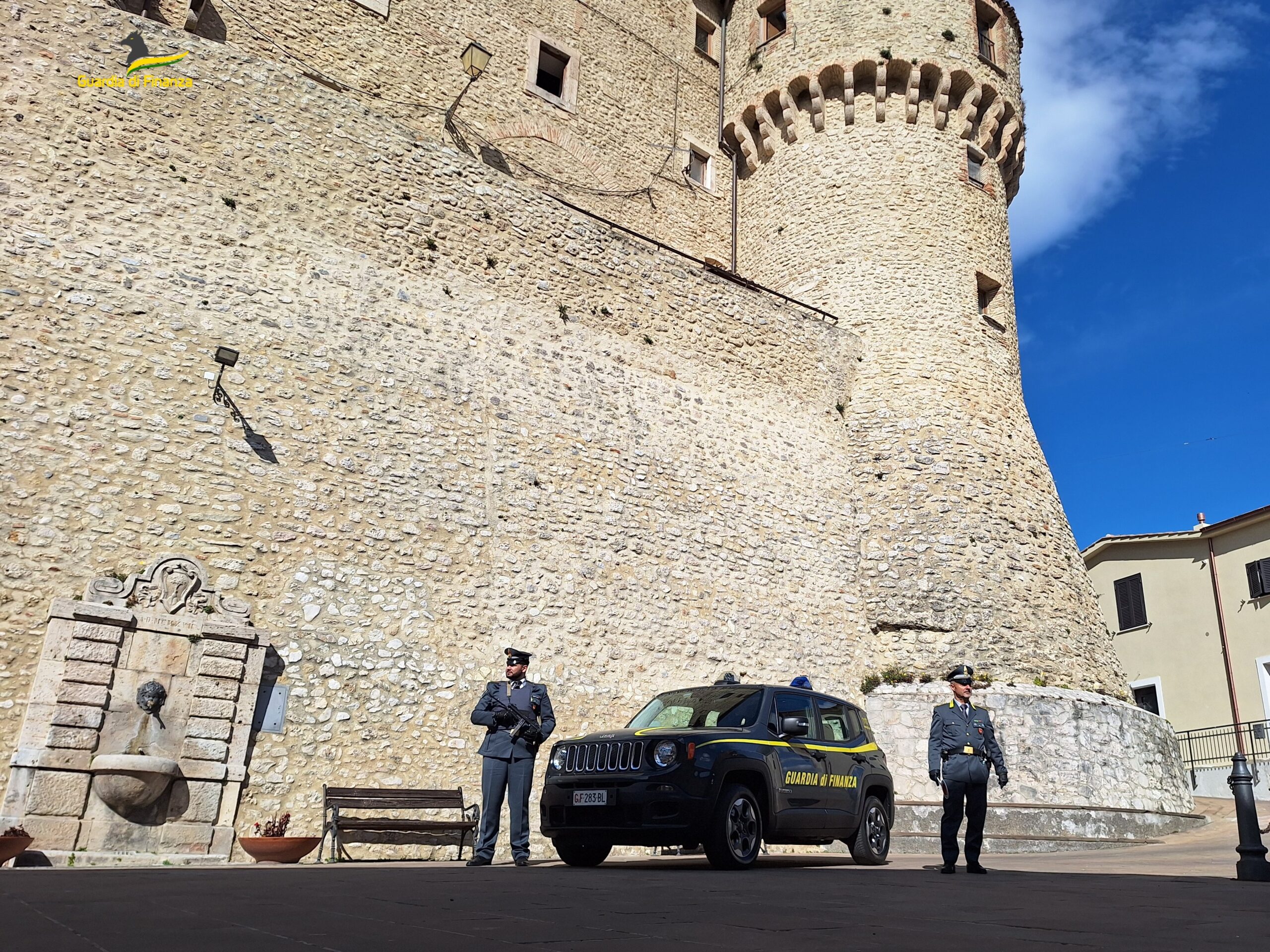 Tentata truffa ai danni di un b&b: falso maresciallo denunciato dalla Guardia di Finanza di Rieti