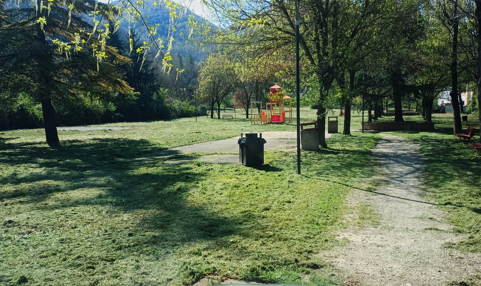 Il parco del Borgo torna al Comune: iniziata la bonifica e la messa in sicurezza