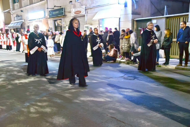    L’Ordine di Malta alla solenne Processione del Cristo Morto di Civitavecchia