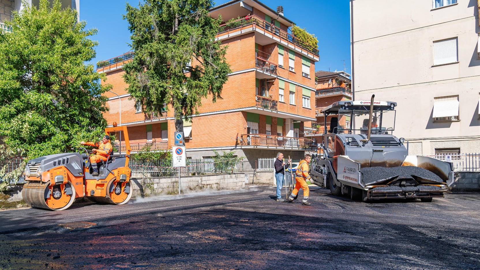 Asfalti Città Giardino: completata via dei Platani e iniziate via degli Elci e via degli Aceri