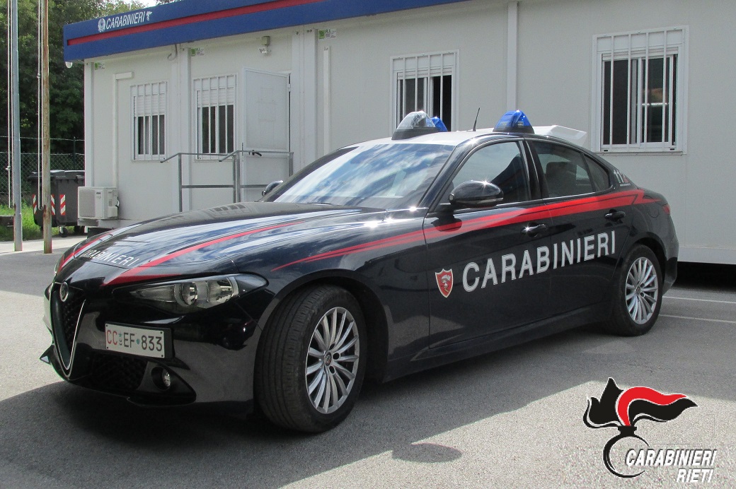 Sotto effetto di alcol e cocaina, investe un animale con la moto: denunciato