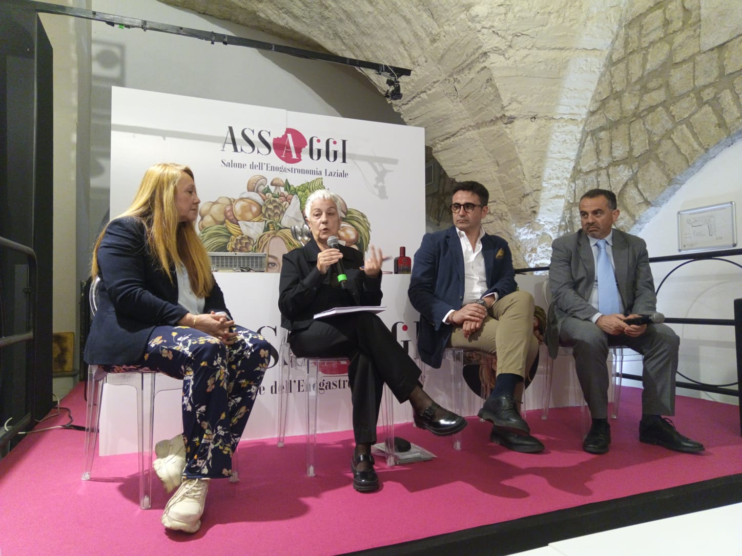 ASSAGGI, migliaia di visitatori  e oltre 400 operatori nazionali e internazionali