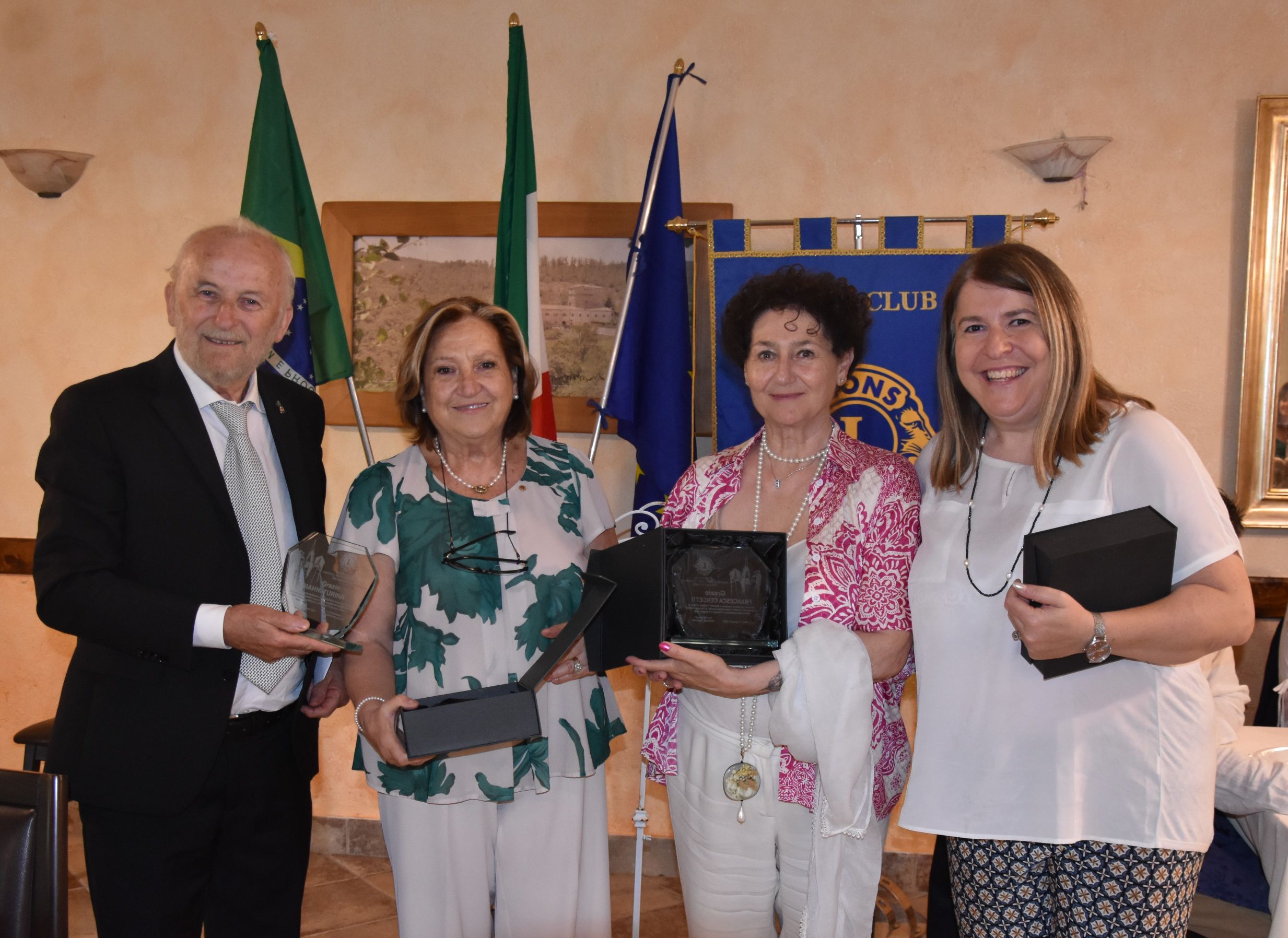 Passaggio della Campana al Lions Club Amatrice Micigliano Terminillo Loretana Grossi la nuova Presidente