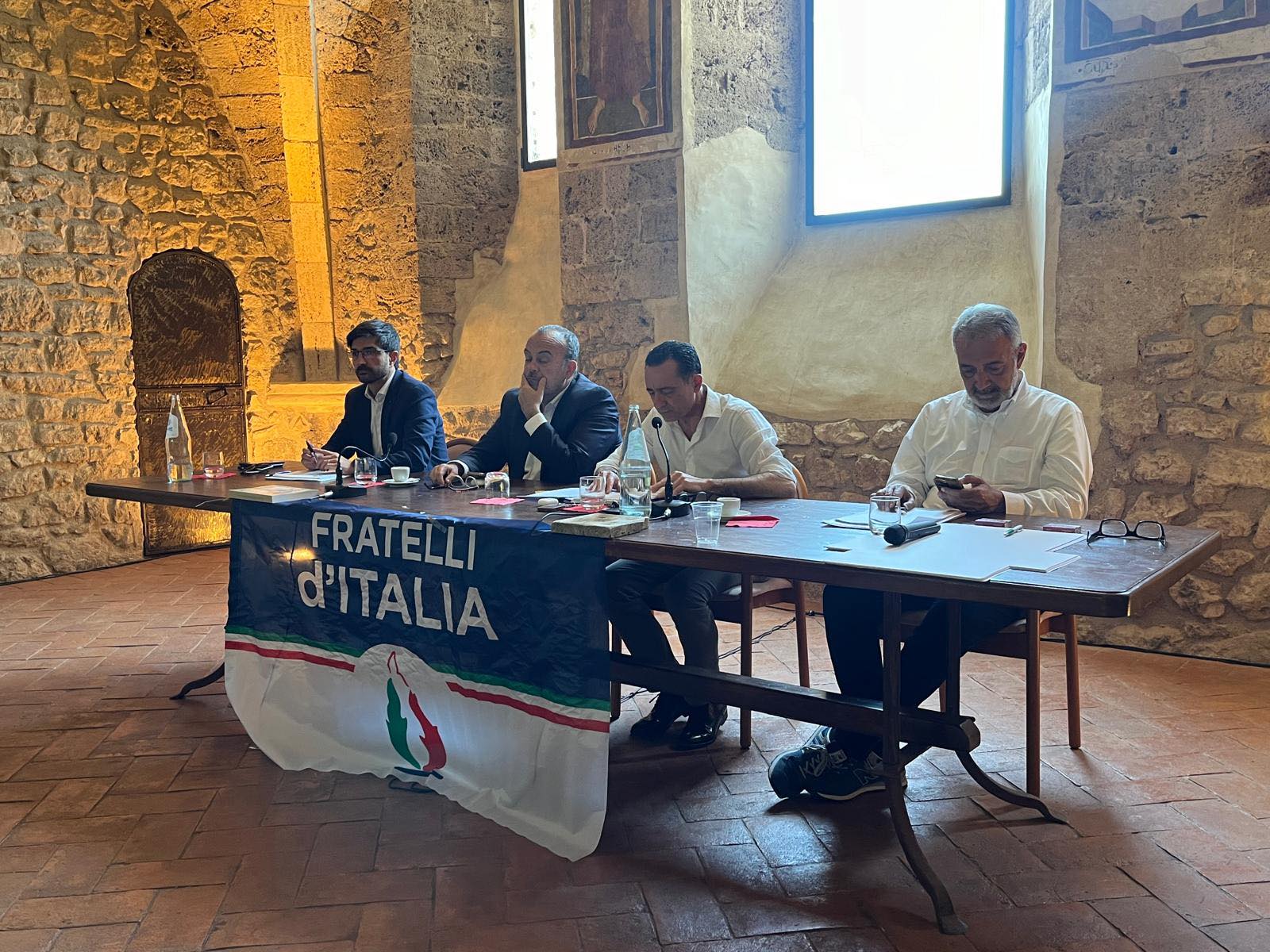All’Abbazia di San Pastore due giorni di confronto politico e programmatico con gli Assessori e i Consiglieri regionali di Fratelli d’Italia in Regione Lazio