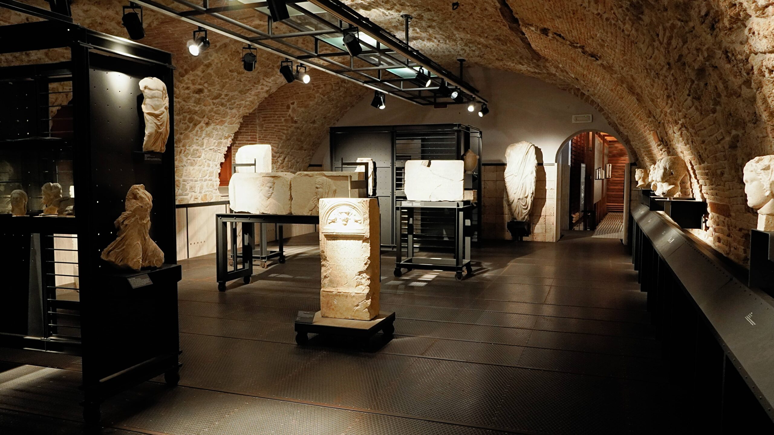 Donazione di una collezione di armi antiche al Museo Civico di Rieti