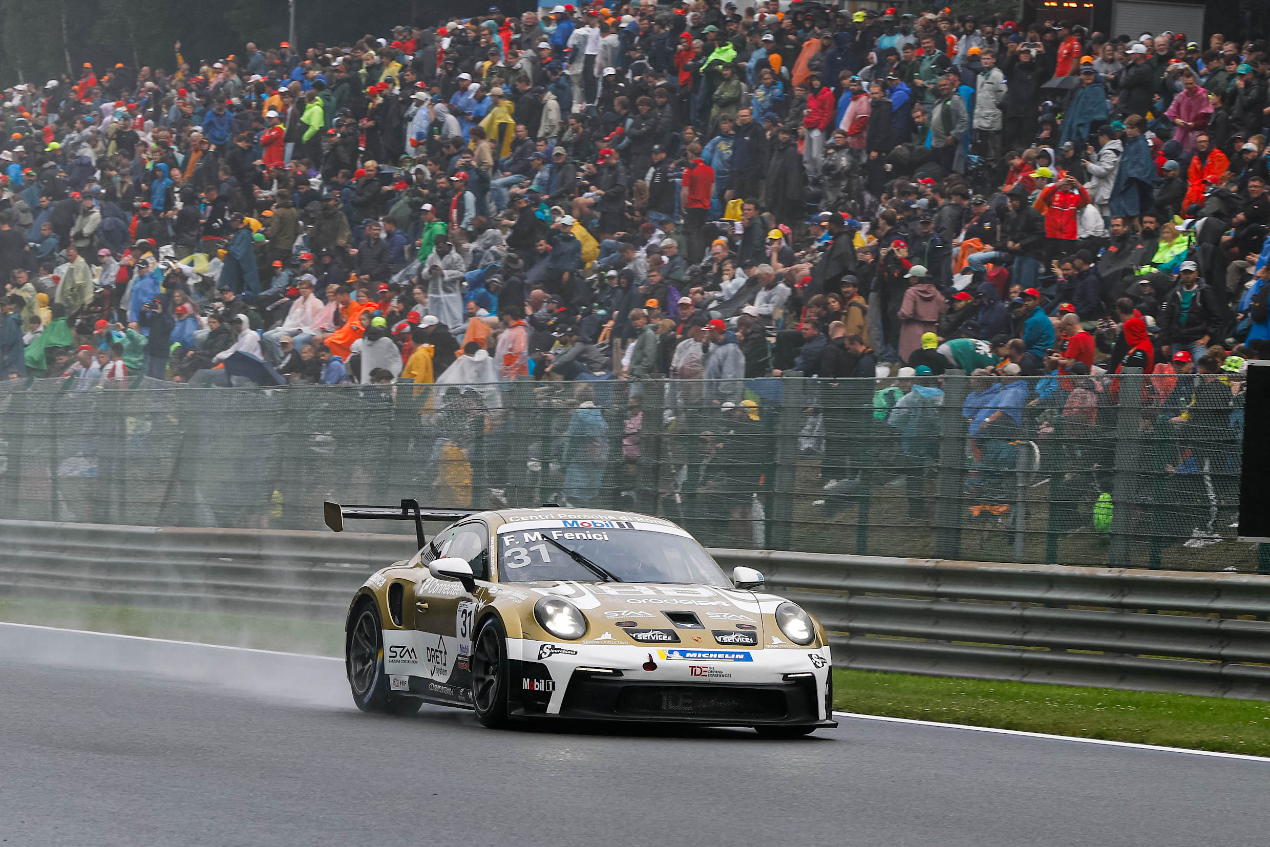 Fenici macina esperienza a Spa nella Porsche Supercup