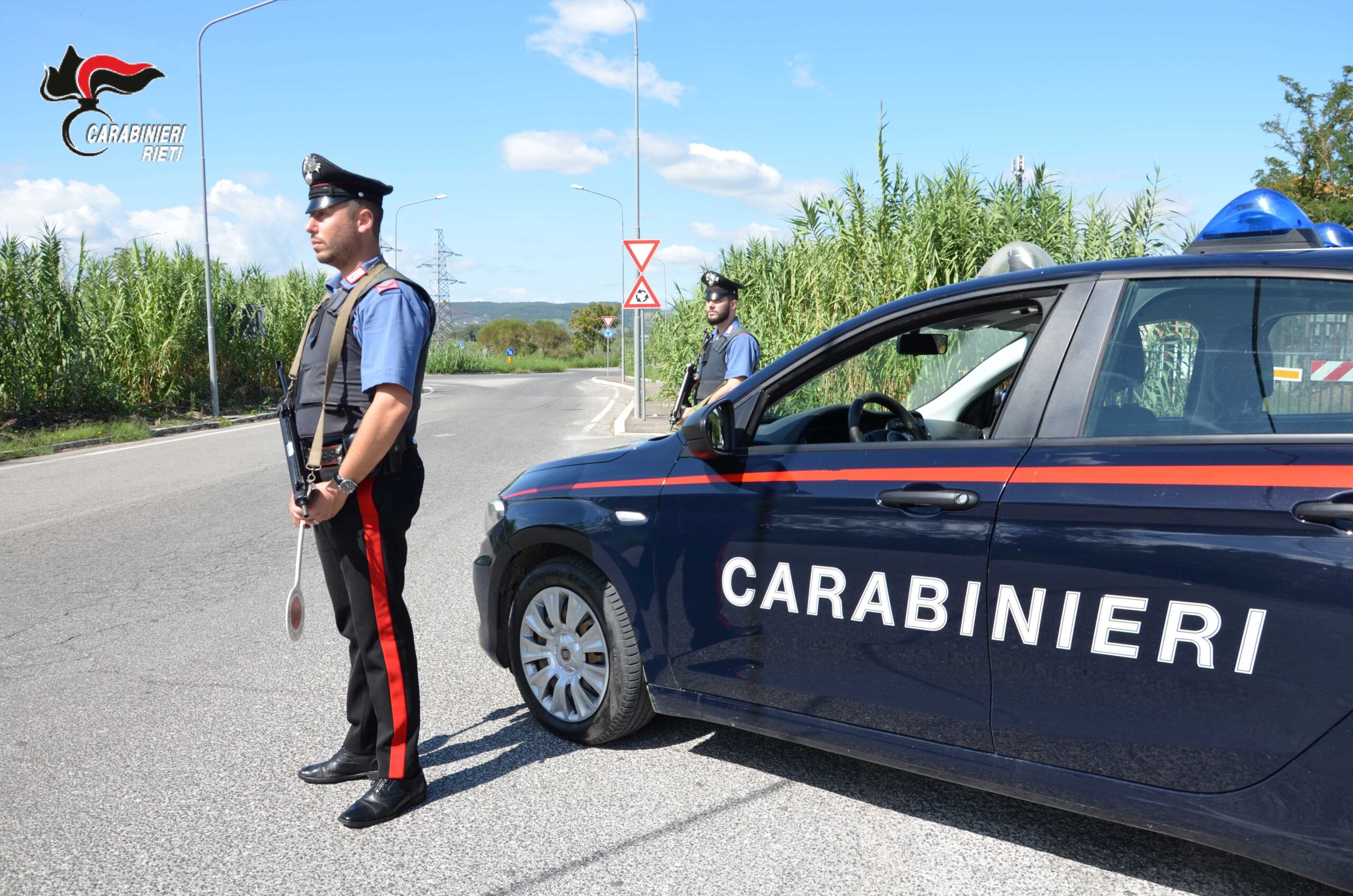 Allontanato da casa per maltrattamenti alla moglie, 60enne sottoposto a divieto di avvicinamento