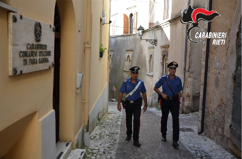 Fara in Sabina, maltratta la madre 68enne: 50enne allontanato da casa e con divieto di avvicinamento