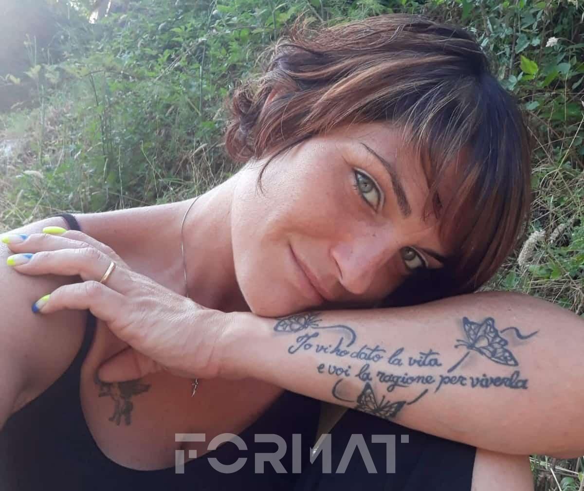 silvia mostarda e la sua dedica silvia mostarda e la sua dedica