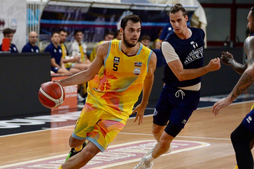 Vittoria nella terza amichevole per la Sebastiani, Roseto battuta 85-72
