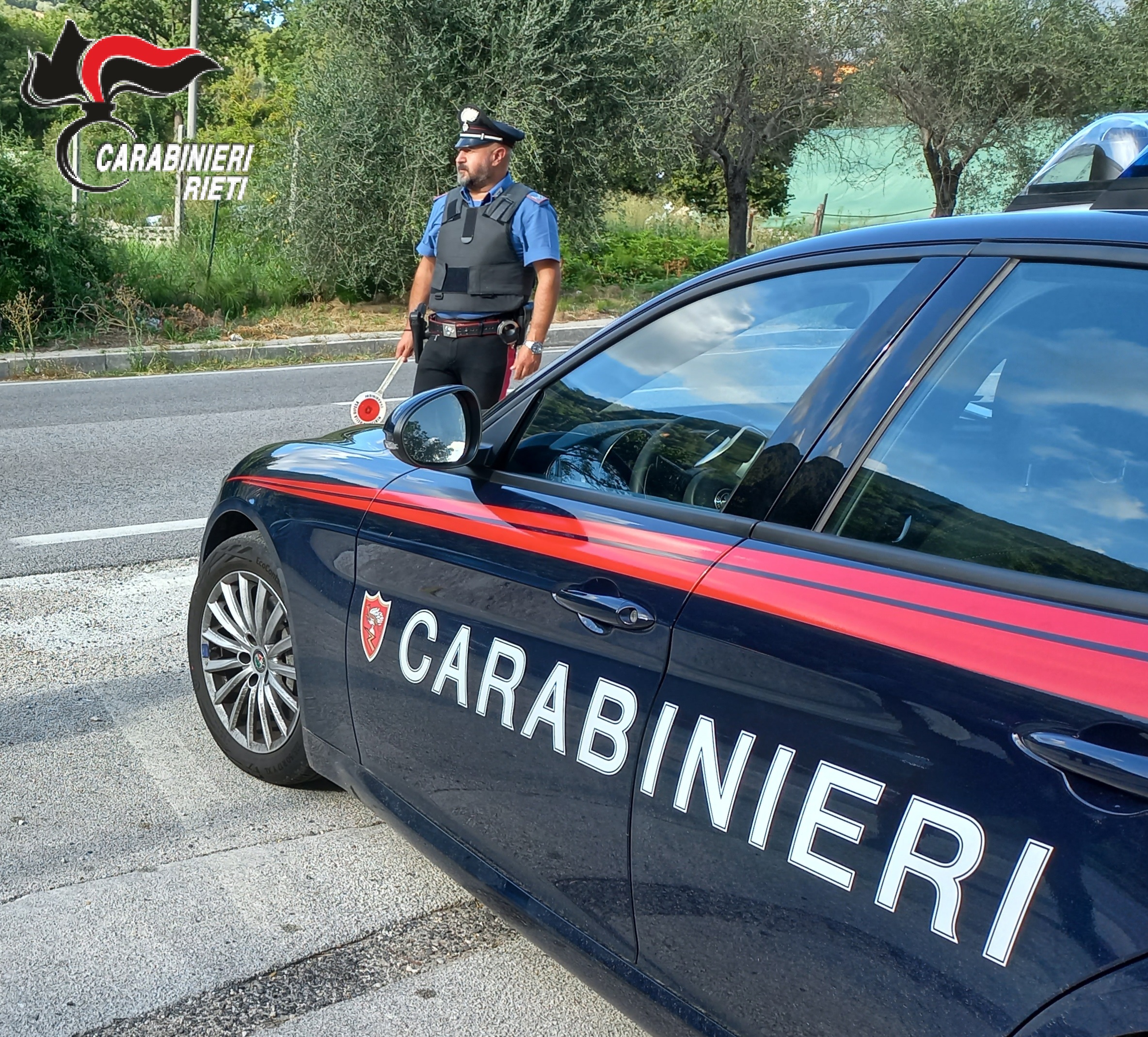 Furti in catena di elettrodomestici ed elettronica: tre denunciati dai Carabinieri, quattro computer rubati al Terminillo Center e altri colpi in Italia