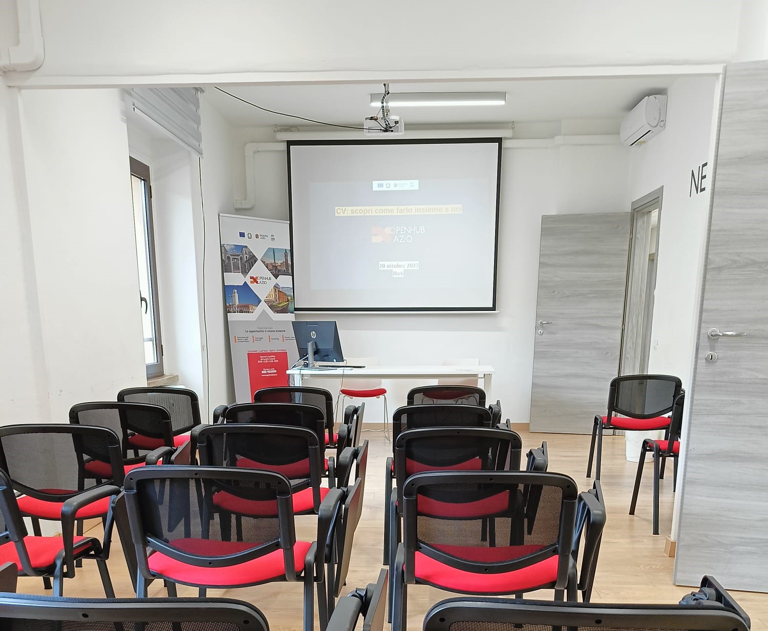 Teatro e drammaturgia tra dialetto e lingua italiana: a Rieti il laboratorio Ridi di OpenHub Lazio
