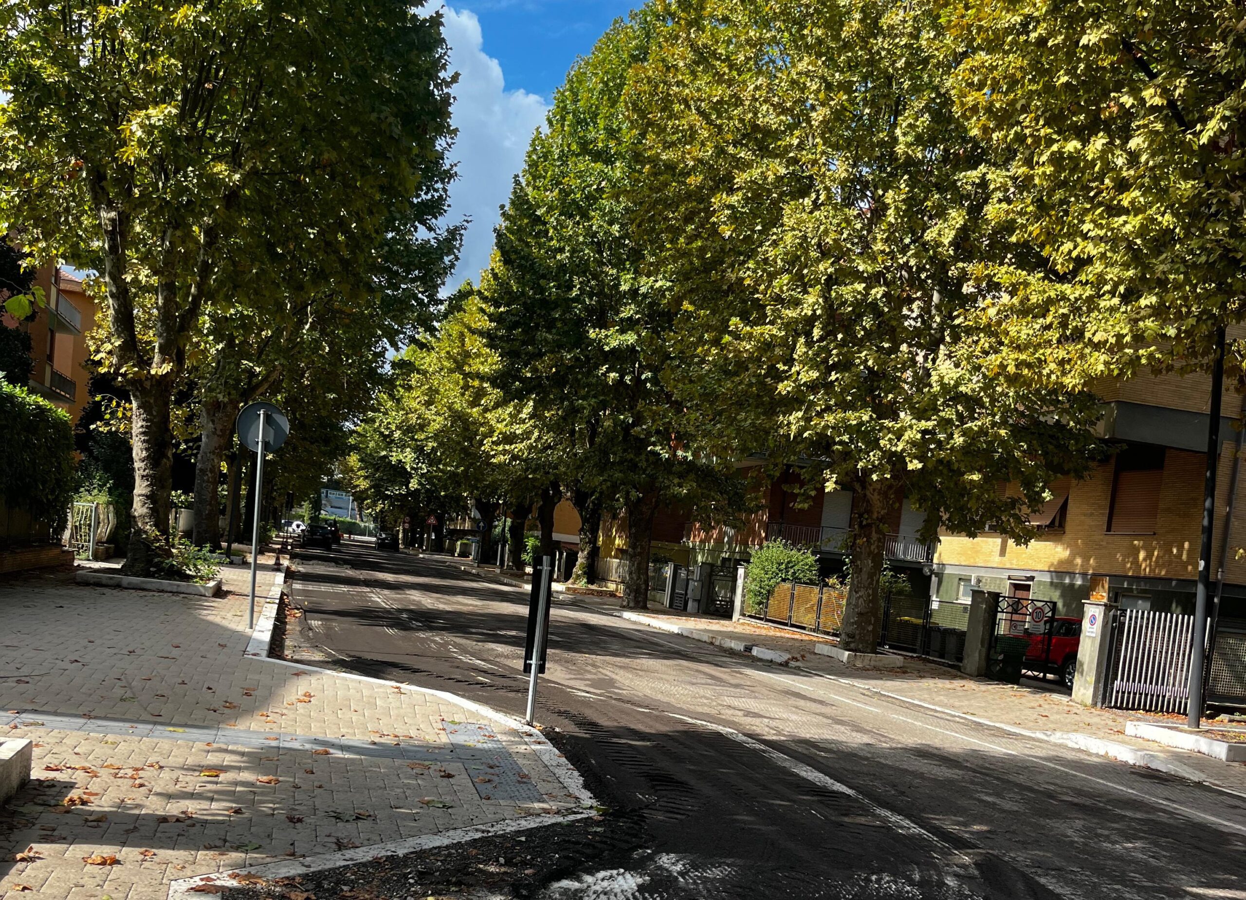 Città Giardino: oggi fresato il manto stradale di viale Verani, domani asfaltatura su piazzale Leoni