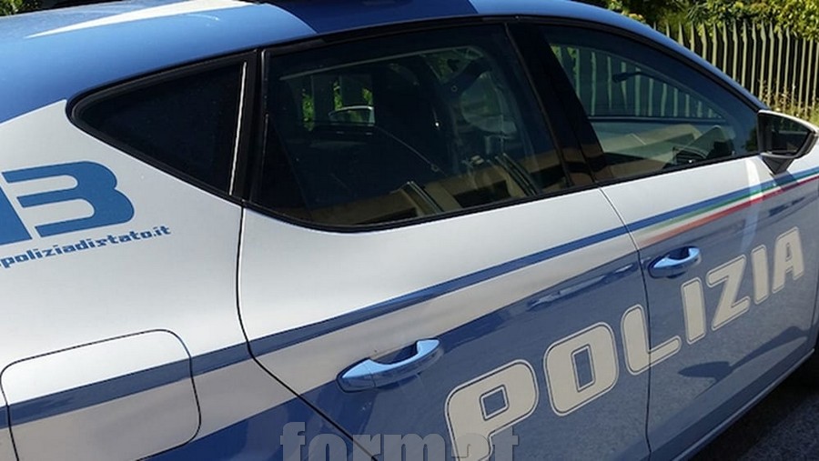 Blitz della Polizia nei boschi di Sant’Elia: sequestrati armi e droga