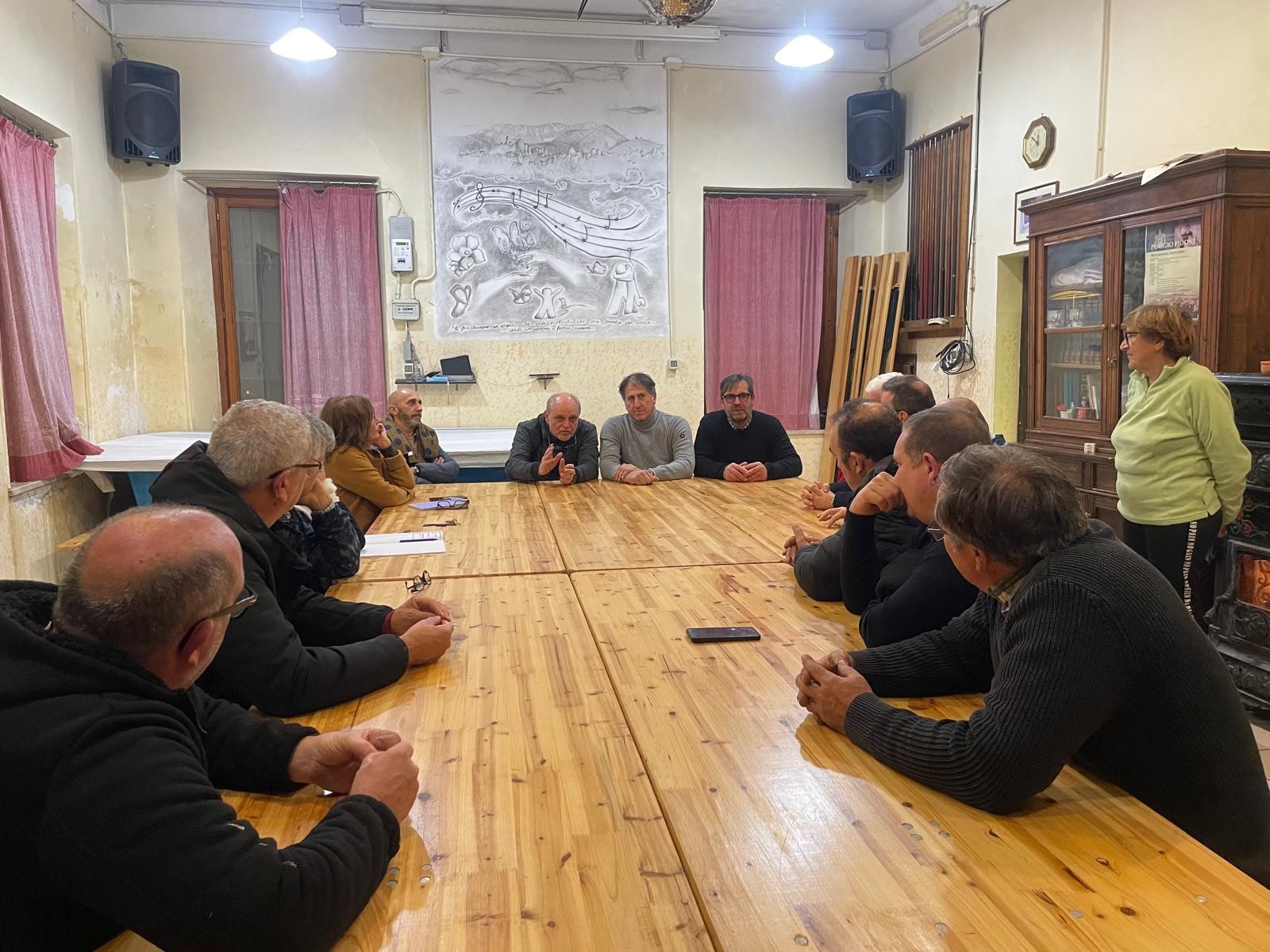 Incontro di comunità a Poggio Fidoni: insieme per manutenzione, decoroUrbano, trasporti,igiene Urbana e turismo lento