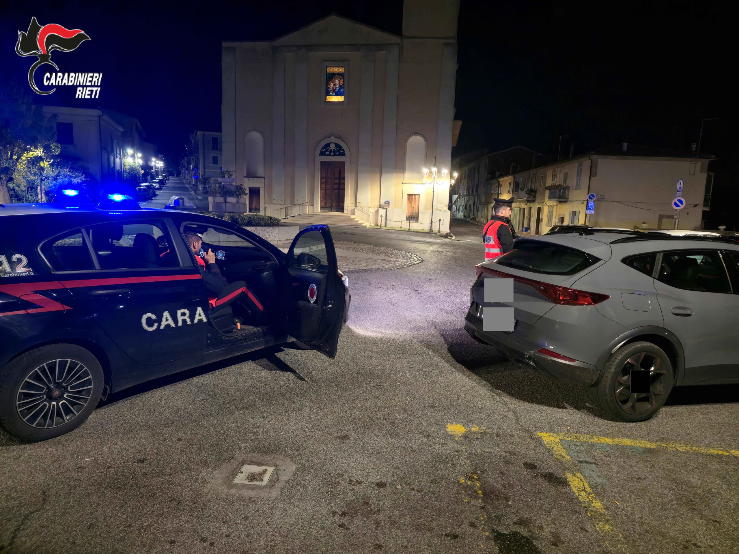 Servizi antidroga dei Carabinieri: un arresto e due denunce a piede libero