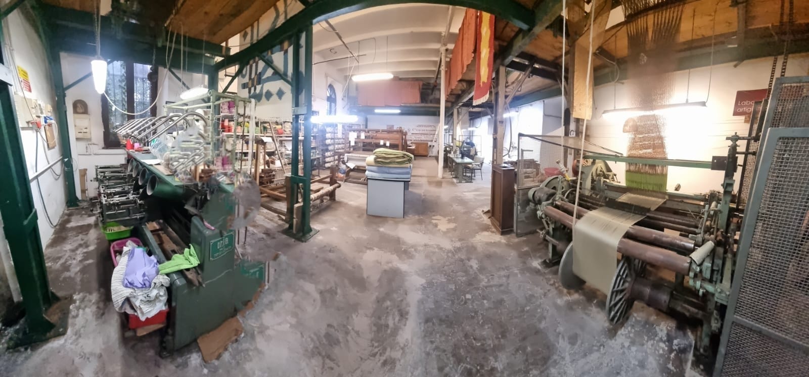 Elisabetta Scipioni apre il laboratorio del Borgo di Farfa agli studenti delle scuole medie e arriva il Tg2 Costume e Società