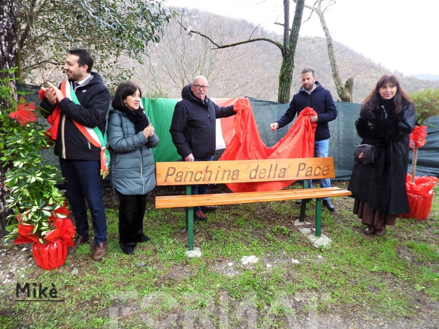 Poggio Perugino, inaugurata la Panchina della Pace durante la festa di San Biagio