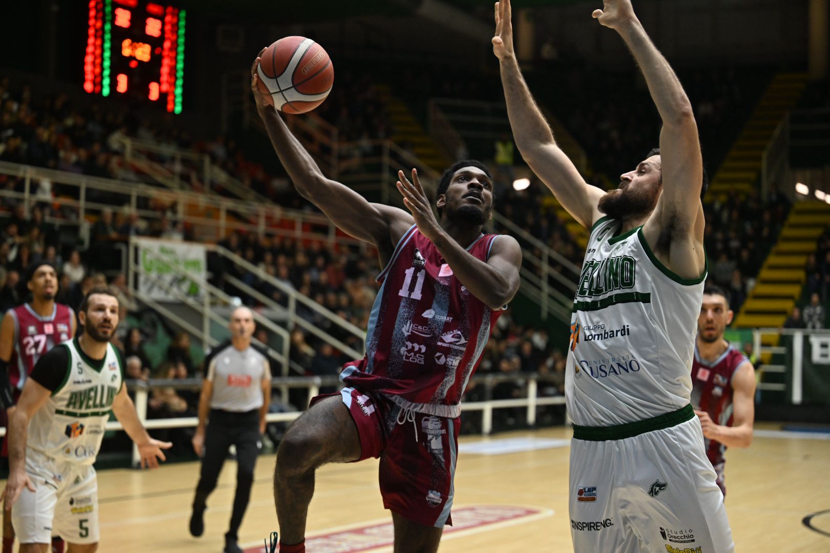 La Sebastiani sempre all’inseguimento al PalaDelMauro, vince Avellino 86-71