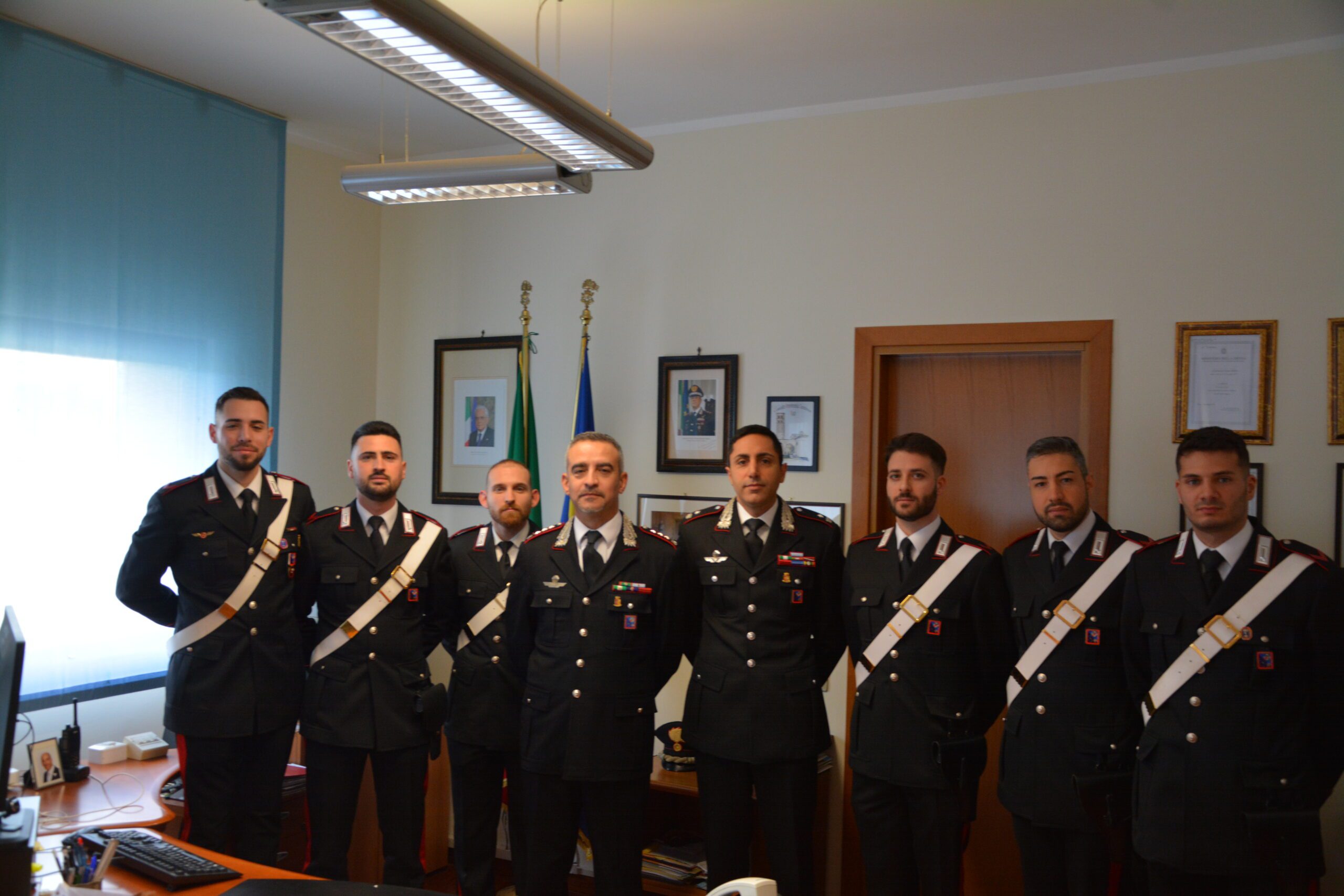 I Carabinieri festeggiano la promozione di sei militari