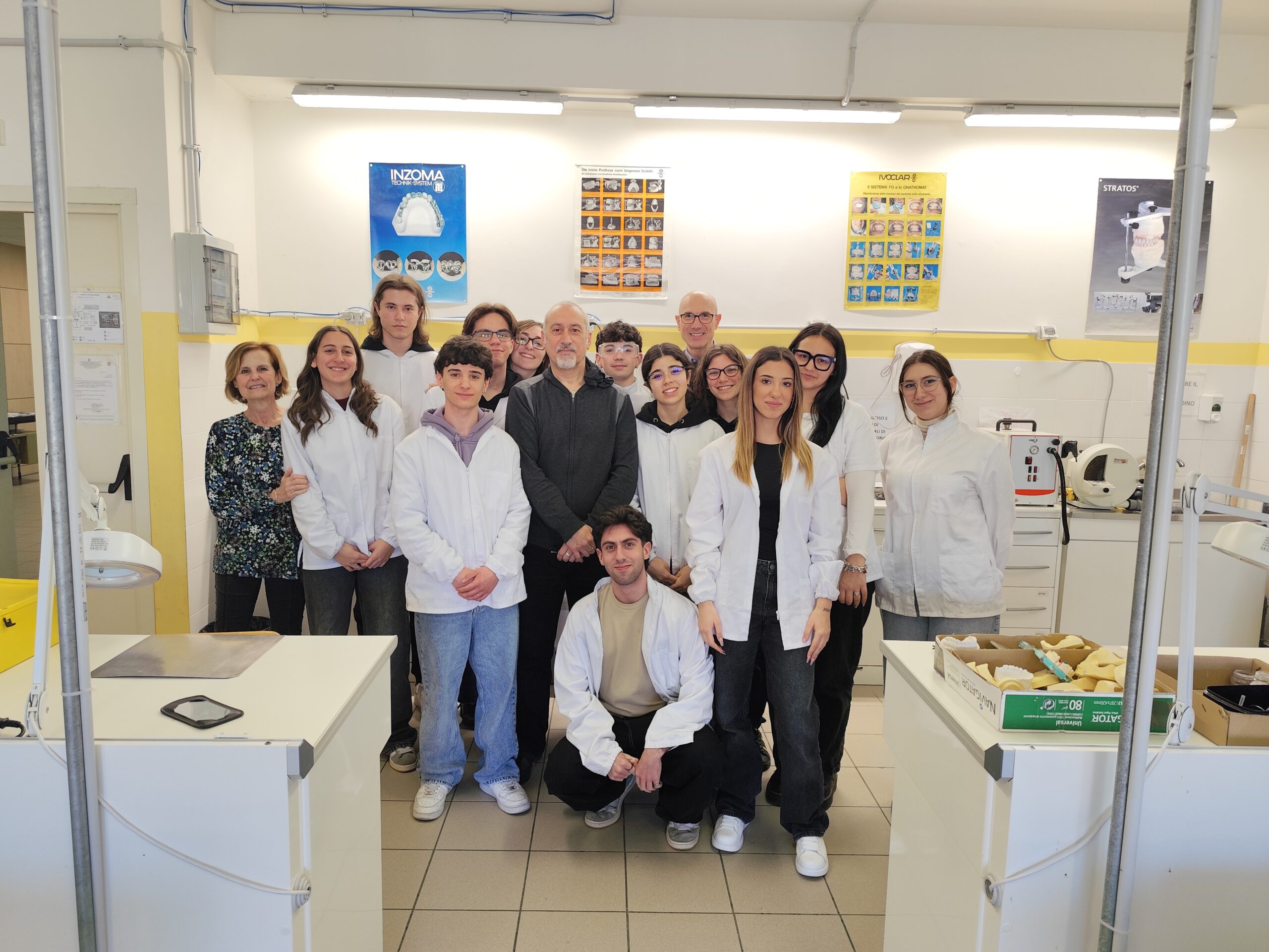 Ceramica dentale: eccellenza formativa e innovazione continua all’ Odontotecnico Luigi di Savoia