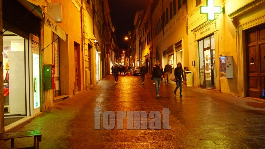 Un tratto di via Roma chiusa al traffico dalle 10 alle 6 nei giorni 16, 17, 18 marzo