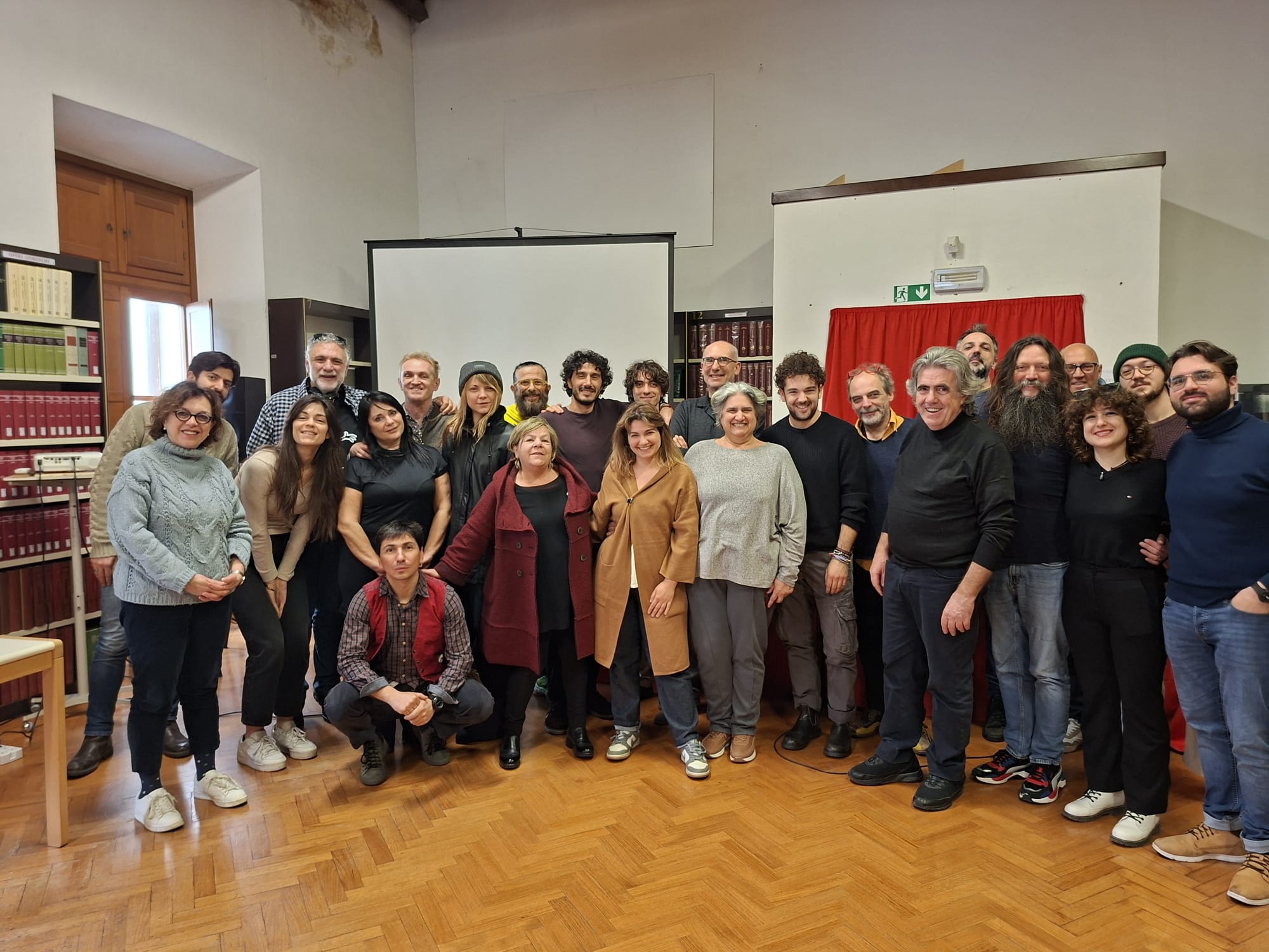 La “Scuola Internazionale di Teatro dei Giullari”: antropologia ed etnomusicologia per rappresentare l’anima e l’ossatura della nostra civiltà appenninica