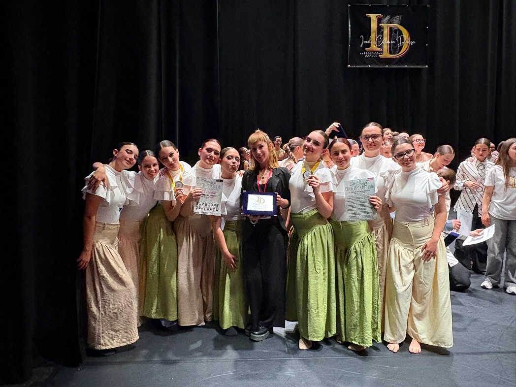 La scuola di danza “Con le ali ai piedi” conquista Imola Città in Danza