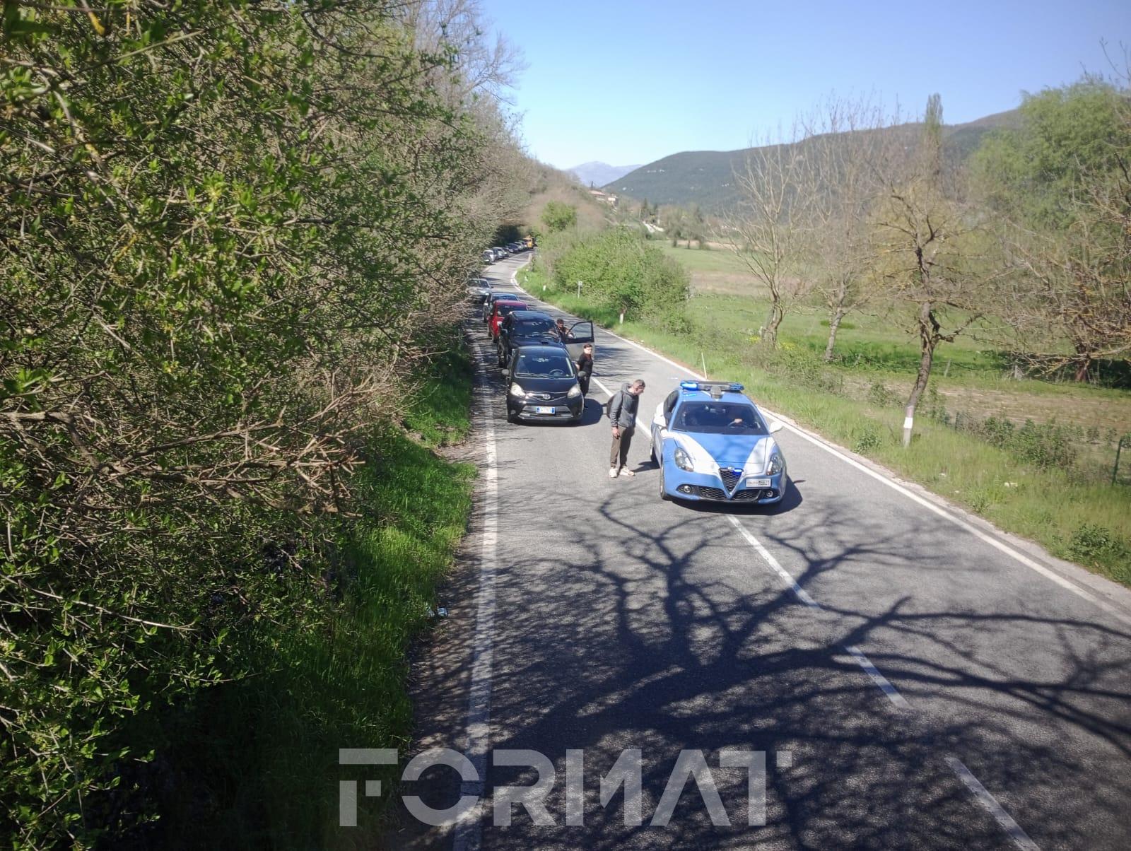Salaria bloccata per incidente: coinvolte due auto