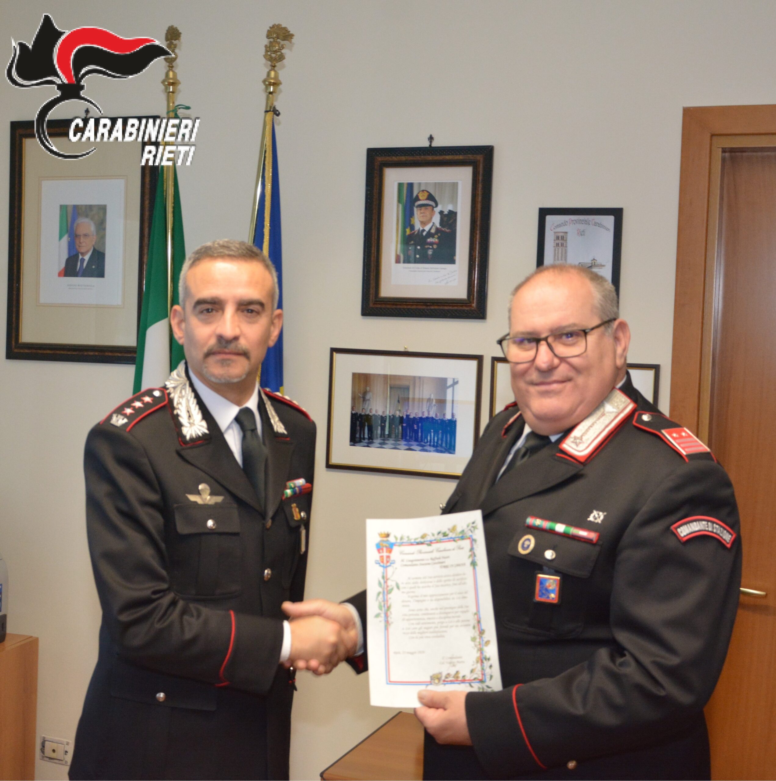 L’Arma dei Carabinieri saluta il Luogotenente carica speciale Raffaele Nastri