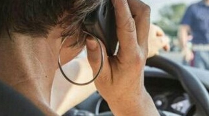 La Ricerca sugli stili di guida: oltre il 75% ritiene pericoloso l’uso del cellulare