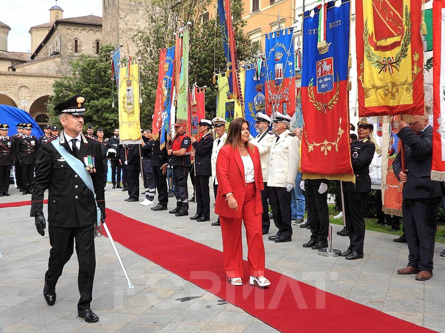Il 212° anniversario della fondazione dell’Arma in piazza, tra la gente