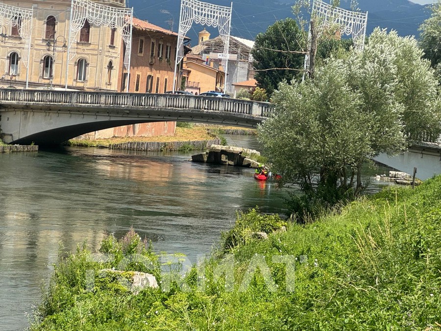 recupero corpo fiume velino001