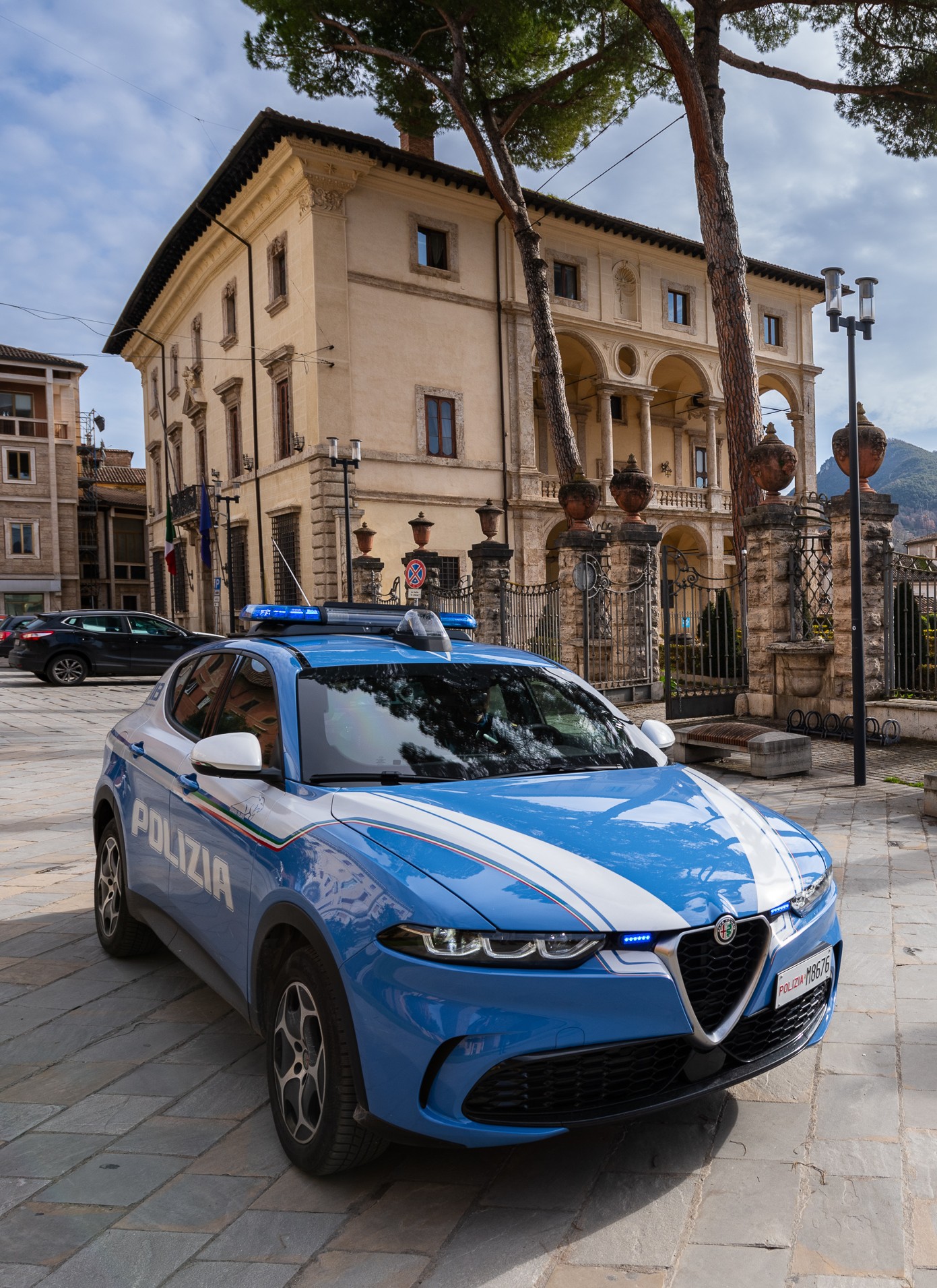 foto comunicato stampa del 10 luglio 2026 – La Squadra Mobile denuncia due uomini per tentata truffa in danno di anziani