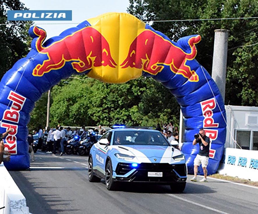 Coppa Carotti: ordine e sicurezza garantiti dalla Polizia di Stato. La Lamborghini URUS autovettura apripista